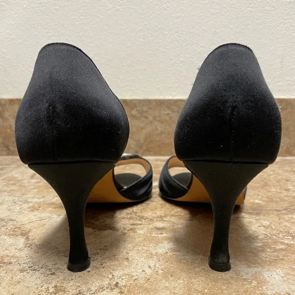 Manolo Blahnik black satin Sedaraby D’Orsay heels size 39 - Picture 3 of 13